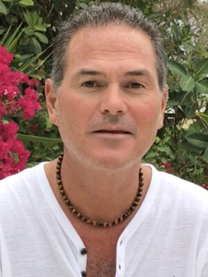 Avante Institute team member